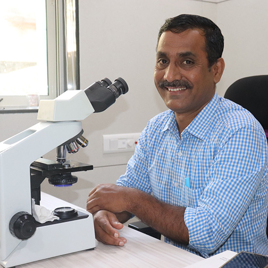 Dr Deepak Kakade